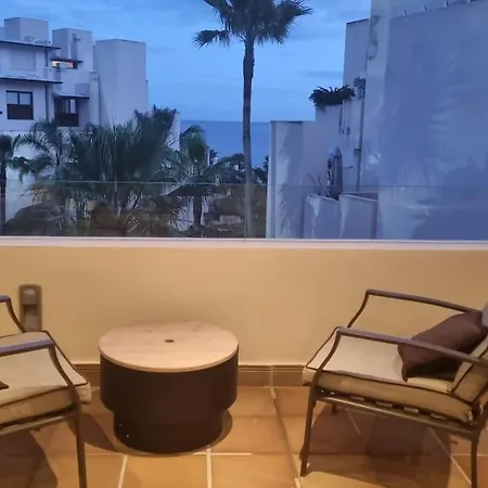 Lujo En Primera Linea De Playa En Bahia De La Plata, アパート *