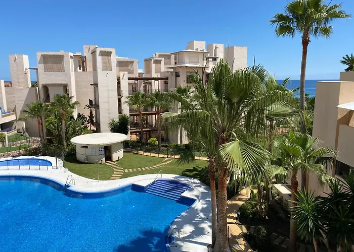 Apartment Lujo En Primera Linea De Playa En Bahia De La Plata, Estepona